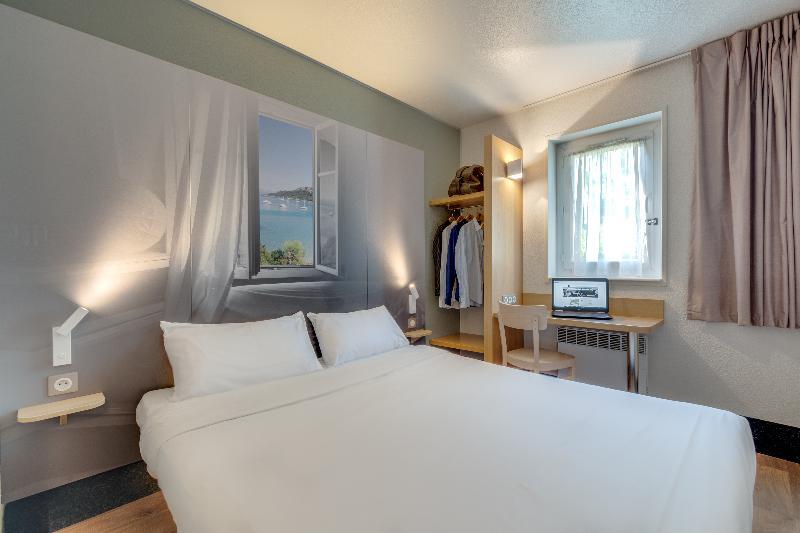 B&B Hotel Frejus Roquebrune-Sur-Argens Exterior photo